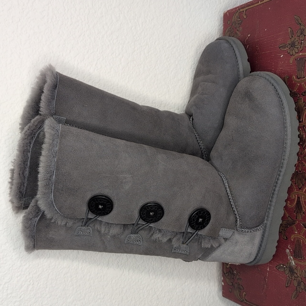 UGG Bailey Button Triplet Boot